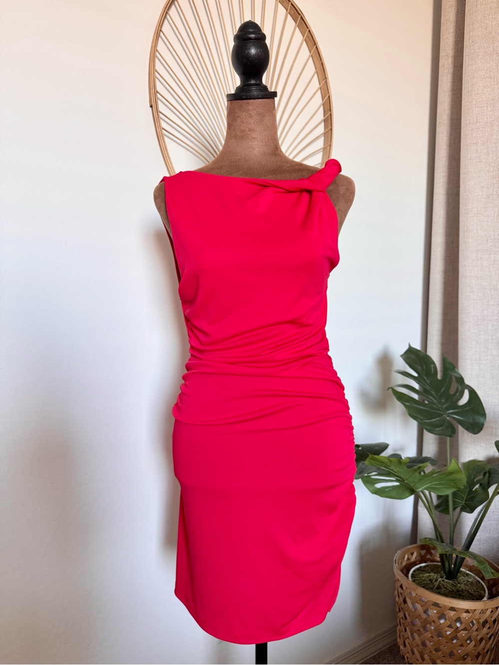 Elegant One-Shoulder Bright Red Bodycon Mini Dress
